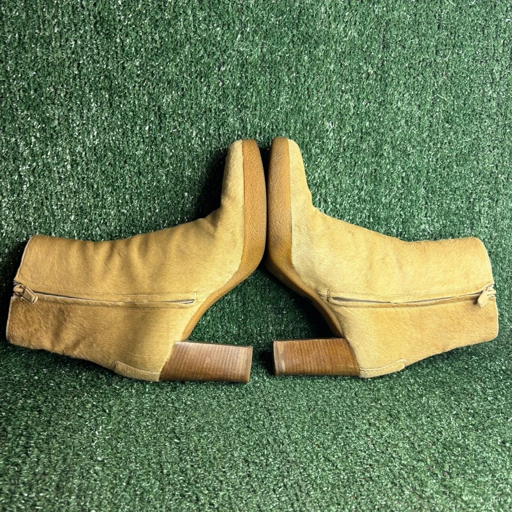 Tods Pony Hair Block Heel Side Zip Ankle Bootie Moto Tan Beige Womens Size 8.5‎